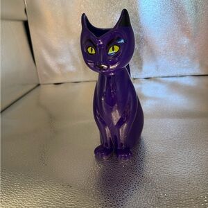 Purple Hocus Pocus Cat Figurine Mug